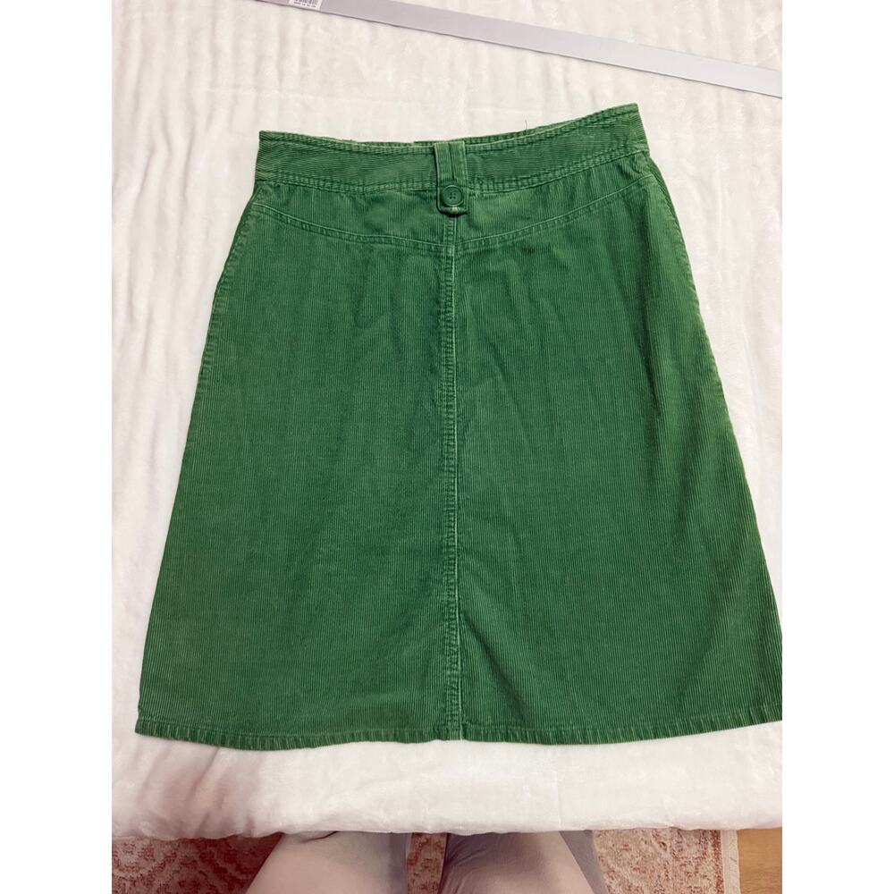 H&M Corduroy Skirt Green Womens 8 Aline Below Knee Winter Fall Classic - Picture 5 of 7